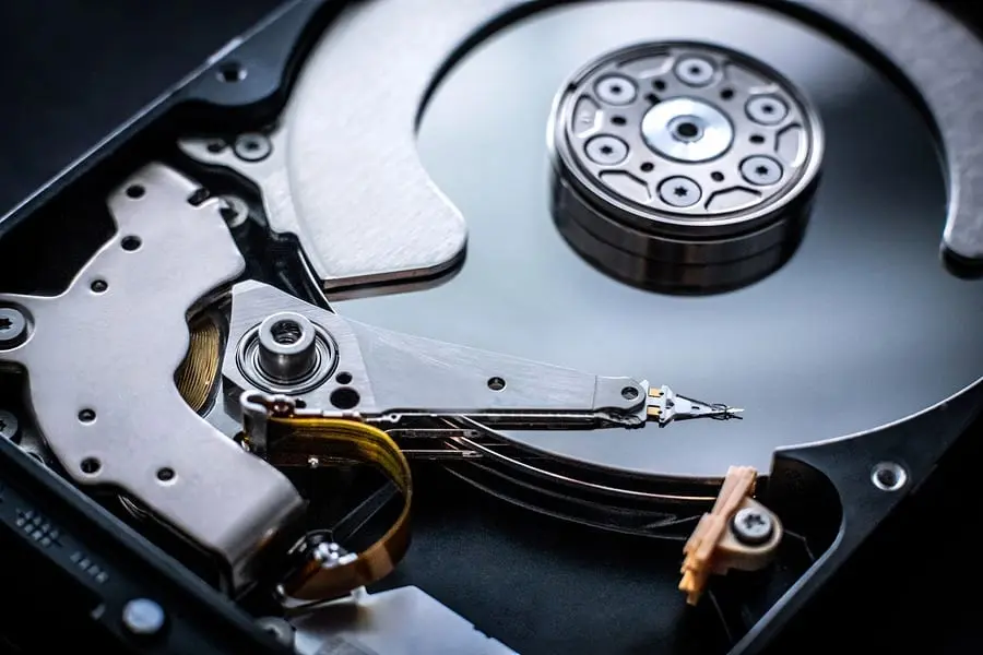 Quelle est la différence entre un disque dur SSD et un disque dur HDD ?