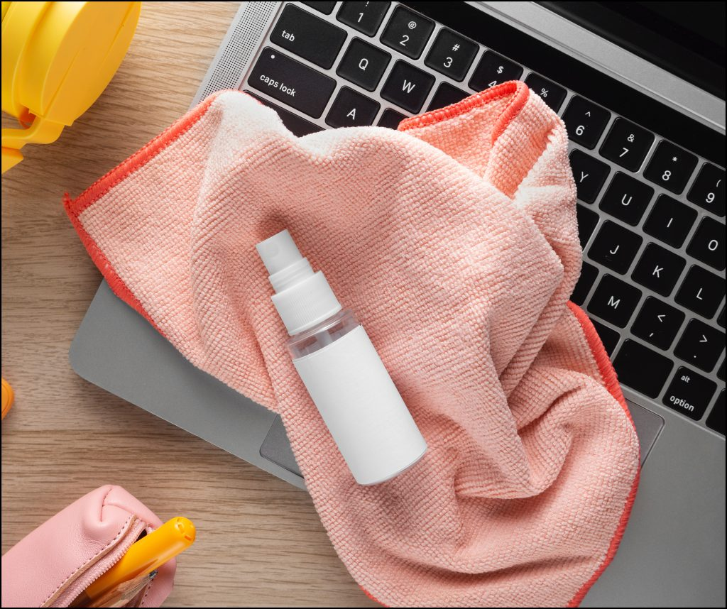 The Complete Guide to Cleaning Your MacBook Screen: Expert Tips for Streak-Free Results